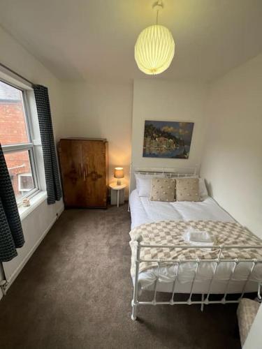 6 bed house - 12 minutes to City Centre photo 13