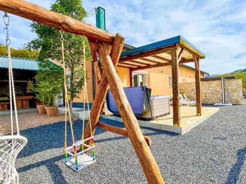 Ο χώρος παιχνιδιού για παιδιά στο Holiday Home Iva by Interhome