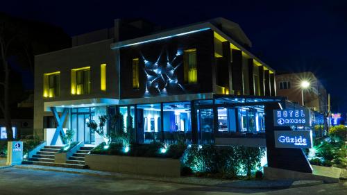 Bangunan di mana terletaknya hotel