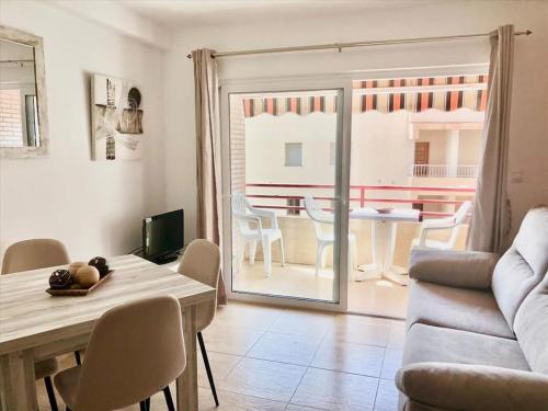 1 dormitorio en pleno centro a 20 metros de la playa