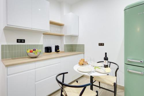 Bluestay 287 - Superbe appartement à Paris 17