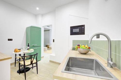 Bluestay 287 - Superbe appartement à Paris 17