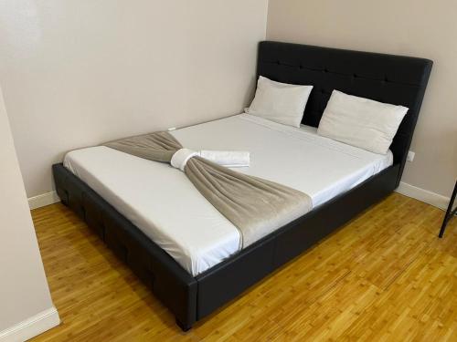 En eller flere senge i et værelse på Studio 110