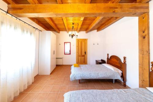 Gallery image of Two-Story Rural Home in Soria -with BBQ & GameRoom in Barca
