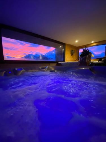 Πισίνα στο ή κοντά στο Le 1850 Lodge