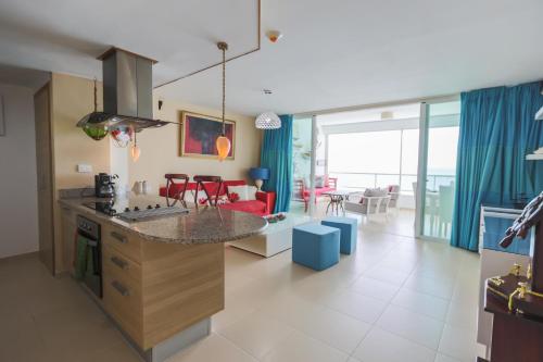 Marbella Juan Dolio Beachfrontにあるキッチンまたは簡易キッチン