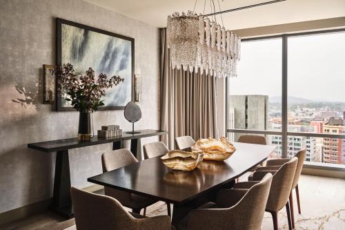The Ritz-Carlton, Portland Image