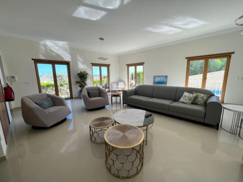 Villa Pedra Luxe - Spacious modern villa