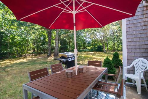 Zahrada ubytování Charming Updated Home in Chatham