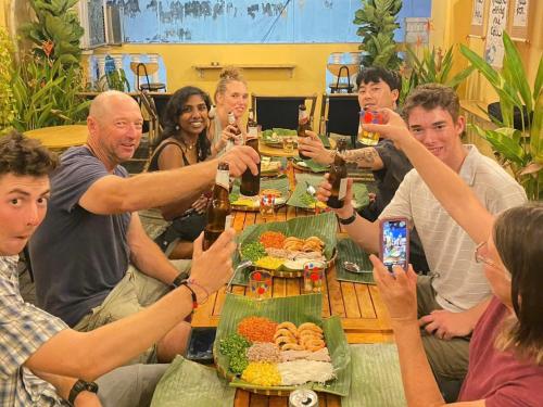 Saigon Authentic Hostel - Free Fresh Breakfast, Gym & Rooftop Billiard