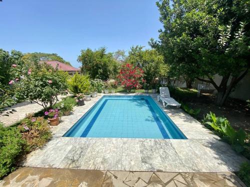 Bazén v ubytování Baku city, Buzovna Beach Villa - 2nd floor for rent nebo v jeho okolí