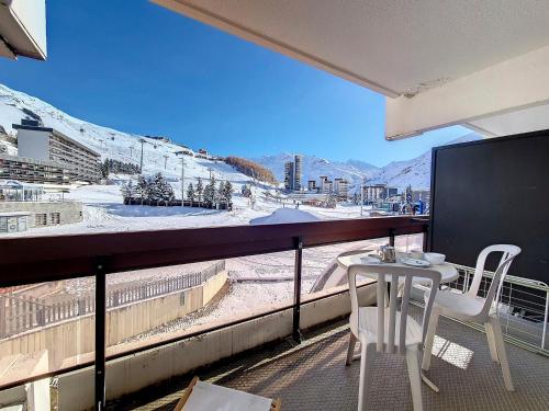 Appartement rénové 2 pièces, Ski aux pieds, Balcon sud - FR-1-344-856