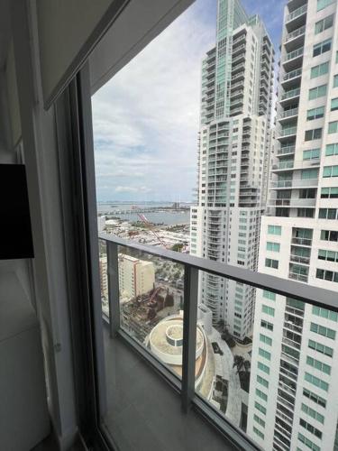 Spacious Studio in the Heart of Downtown Miami photo 10