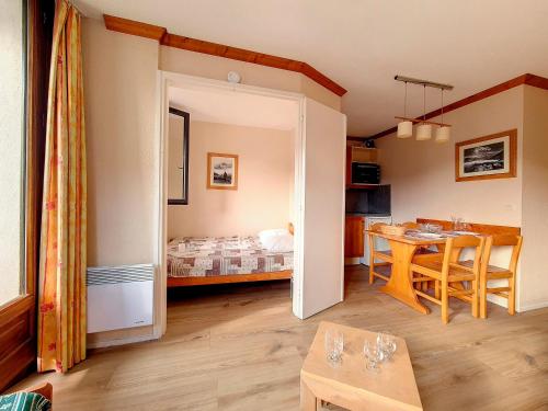 Appartement 4 pers. proche pistes avec balcon - FR-1-344-973