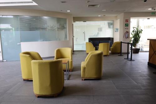 Χώρος καθιστικού στο Holiday Inn Express Guadalajara Expo by IHG
