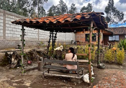 Zahrada ubytování Cabaña en el Campo Malchinguí WIFI 24 horas