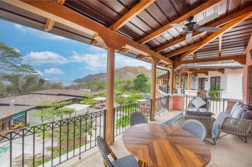 Gallery image of Mercado 26- Ocean View Condo At Las Catalinas in Playa Danta