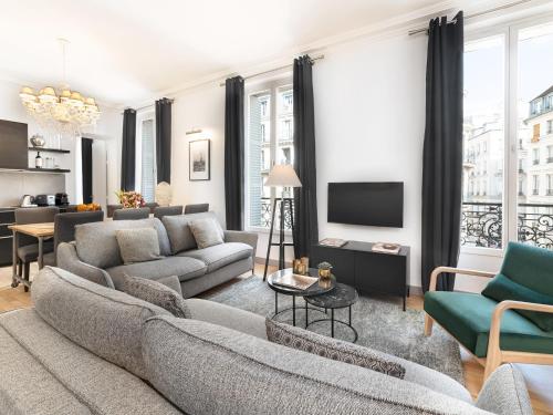 LivinParis - Luxury 3 Bedrooms Le Louvre I