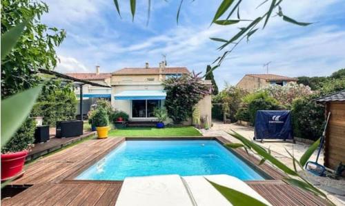 Maison avec Jardin proche du tram