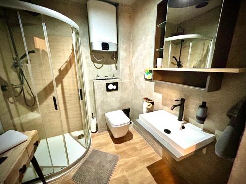 Koupelna v ubytování K&H Apartman
