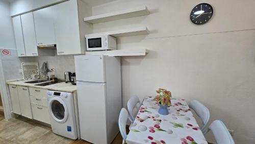 Apartamento Cave -1 Estúdio inteiro no Areeiro em Lisboa