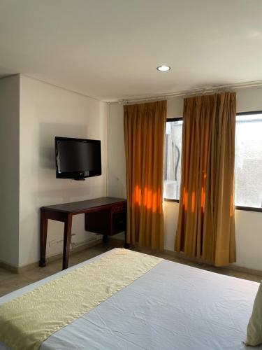 Μια τηλεόραση ή/και κέντρο ψυχαγωγίας στο Hotel Prince Plaza
