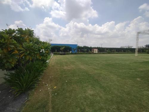 Jardín al aire libre en Sangam Hotel