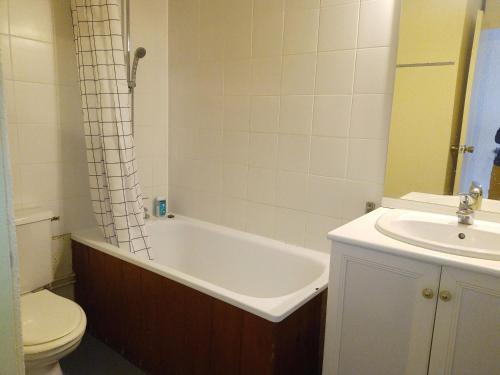 Studio lumineux pour 4 pers. au pied des pistes, balcon sud, animaux admis