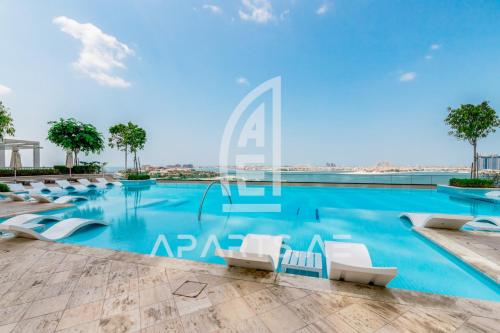 Beach Vista - Private Beach & Palm Jumeirah Views