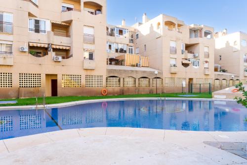 Sunny Hideaway Guadalmar
