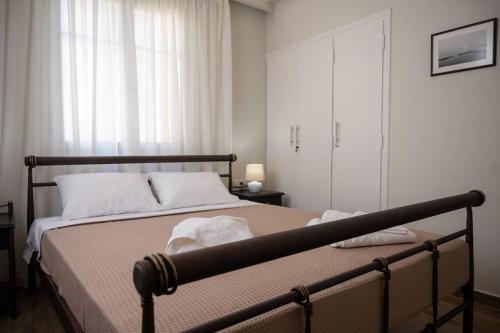Erato 2 Cosy Apartment by HomeSH