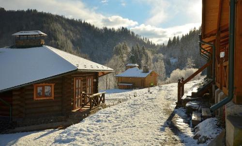 Camp Bilyi Slon durante el invierno