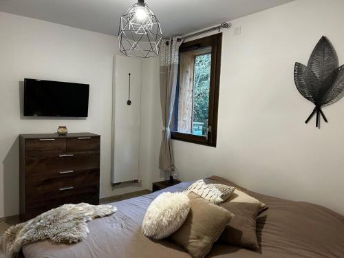 Appartement spacieux 3 pièces, 6 personnes, parking et WiFi à Châtel