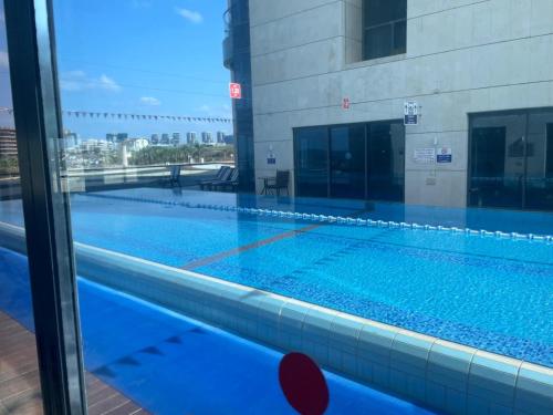 Πισίνα στο ή κοντά στο Marina towers מלון דירות