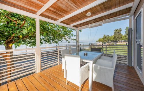 Beautiful Home In Biograd With Wifi