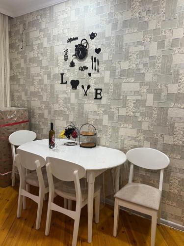 Nápoje v ubytování Modern apartment