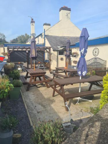 Gambar di galeri bagi Blue bells Small but quirky & Cozy Shepherd's Hut di Halkyn