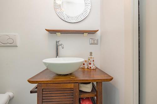 Ванная комната в Vintage Gem - 8 min Duomo