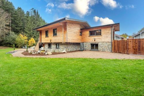 Chalet La Perle Verte, luxe, piscine, spa et sauna