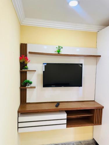 Televisyen dan/atau pusat hiburan di Sarahap Property