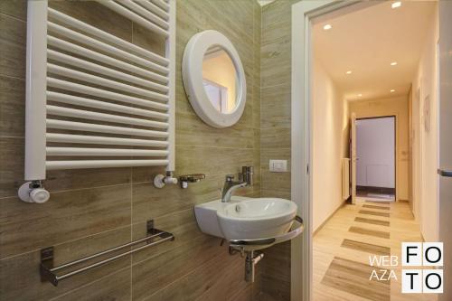 Ванная комната в La Perla del Mare di Polignano Apartments