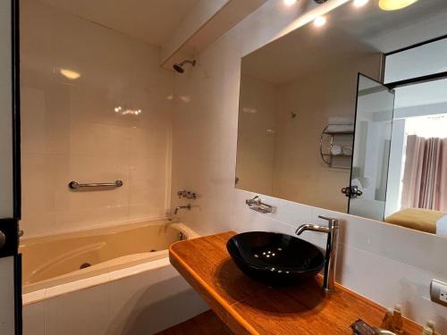 Koupelna v ubytování PisonayMapiHotelBoutique