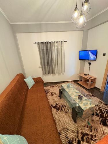 Μια τηλεόραση ή/και κέντρο ψυχαγωγίας στο Stylianos home
