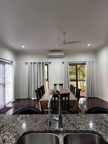 Gallery image of F&T Accommodation in Siusega