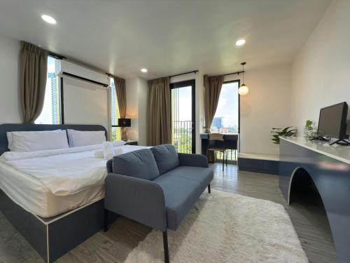 Televisyen dan/atau pusat hiburan di Breezewood Bangkok Hotel