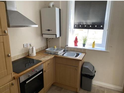 Kuchyň nebo kuchyňský kout v ubytování Whitby Town Centre walk to Everything!