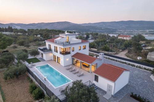 Villa Skyora