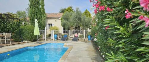 Photo de la galerie de l'établissement Maison de famille 10 personnes avec piscine, à Gras