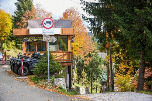 a small building on the side of a road at Vikendica Čeperković #1 in Kopaonik