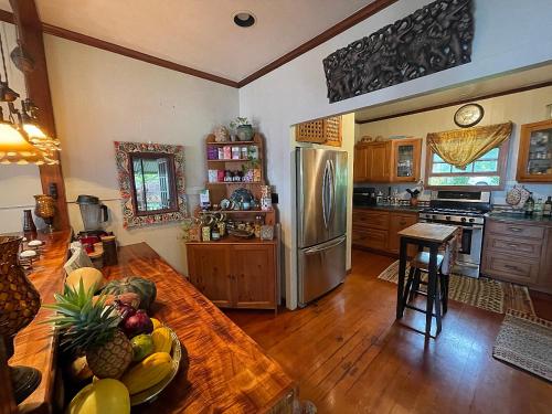 Φωτογραφία από το άλμπουμ του Waipio Ocean View Oasis σε Kukuihaele